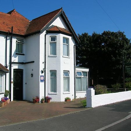 Avon Manor Guest House Lee-on-the-Solent Exterior photo